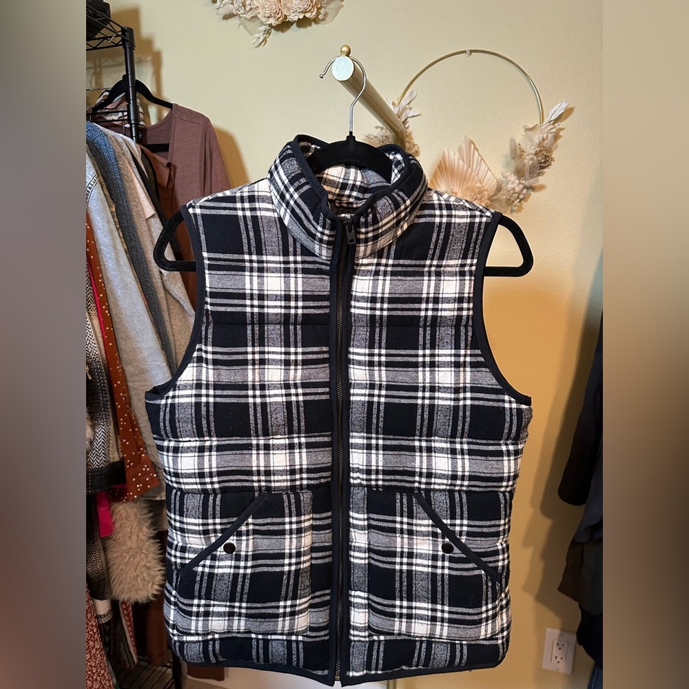 154. Black & White Plaid Puffer Vest